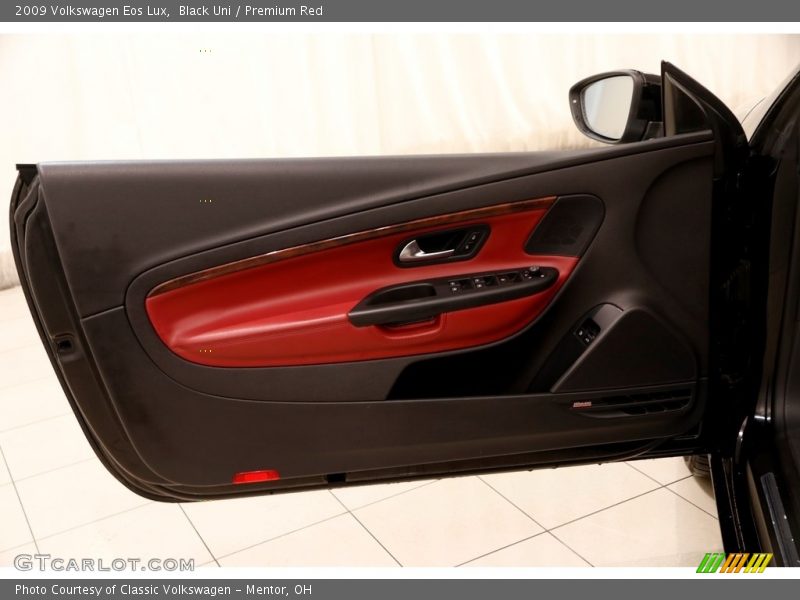 Black Uni / Premium Red 2009 Volkswagen Eos Lux