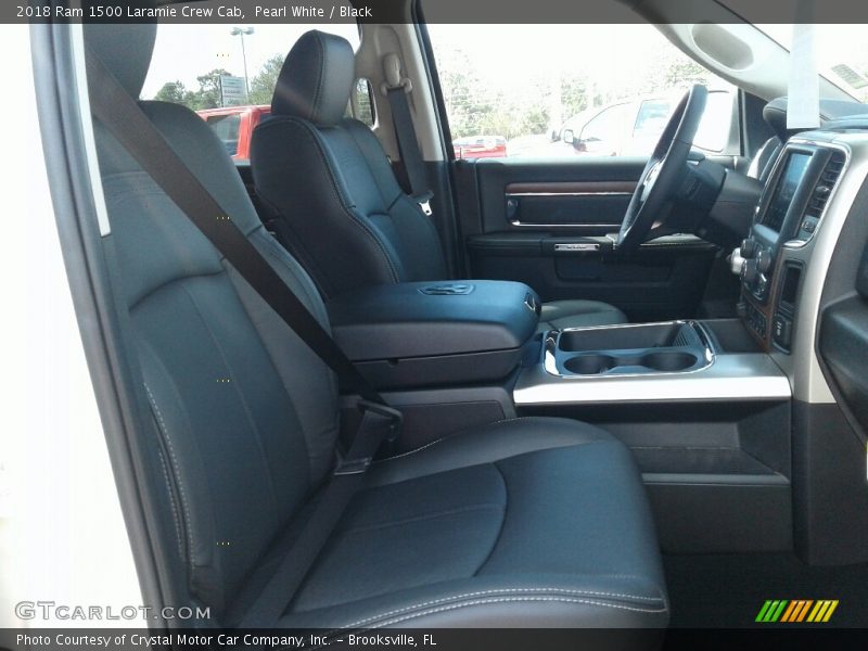Pearl White / Black 2018 Ram 1500 Laramie Crew Cab