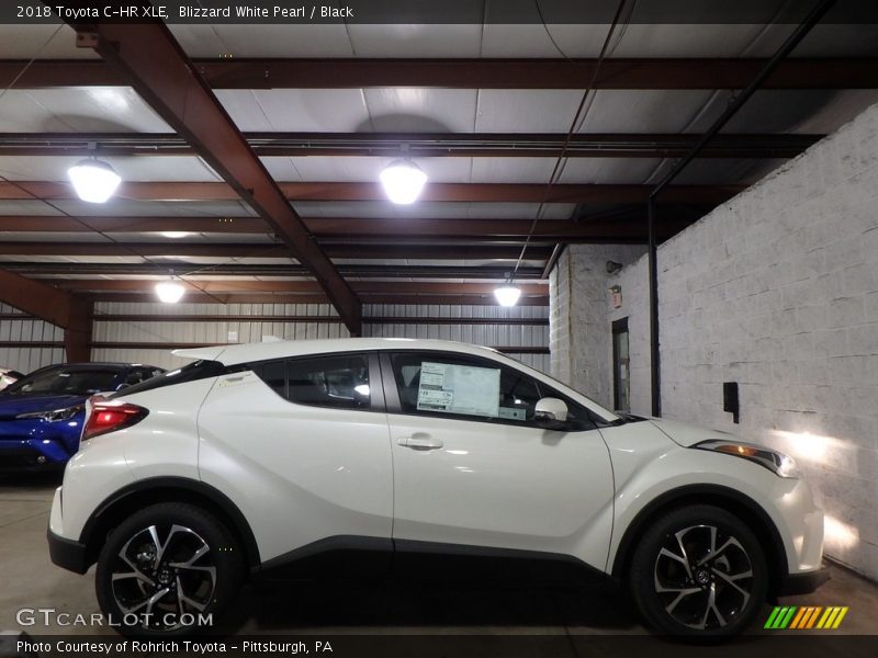 Blizzard White Pearl / Black 2018 Toyota C-HR XLE