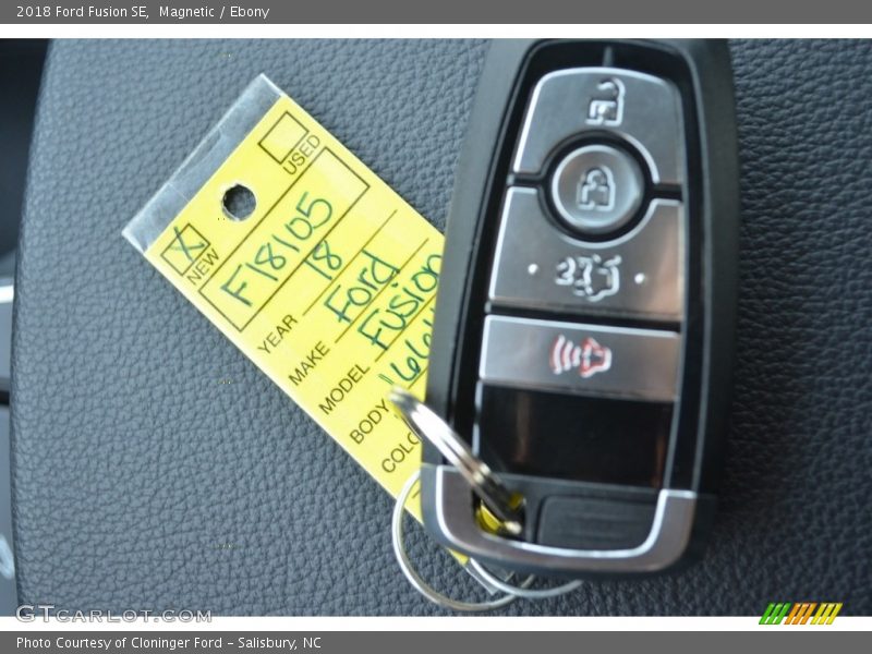 Magnetic / Ebony 2018 Ford Fusion SE