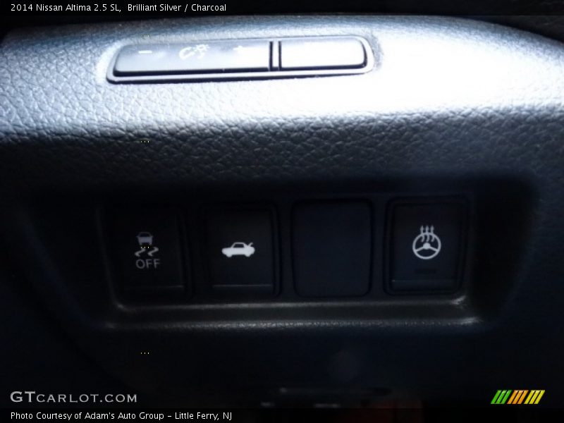 Brilliant Silver / Charcoal 2014 Nissan Altima 2.5 SL