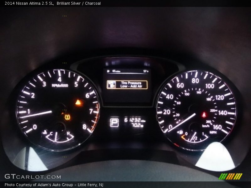 Brilliant Silver / Charcoal 2014 Nissan Altima 2.5 SL