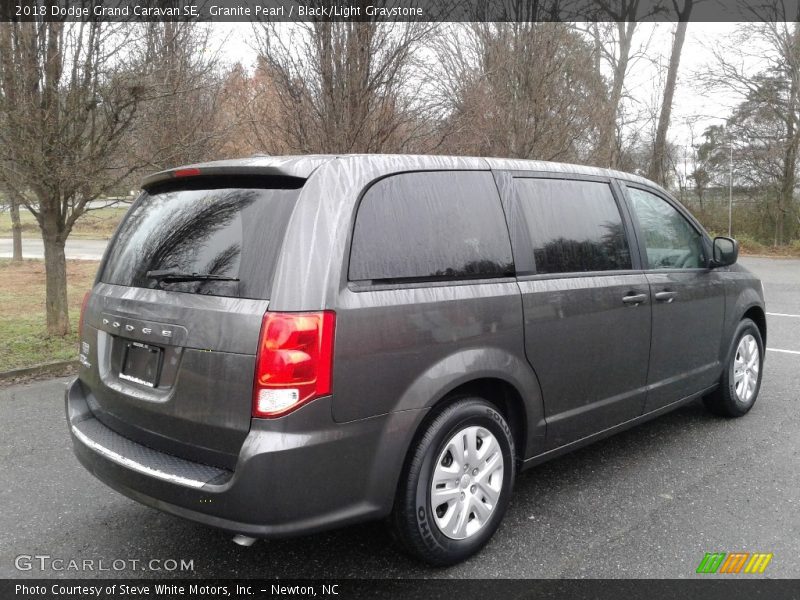 Granite Pearl / Black/Light Graystone 2018 Dodge Grand Caravan SE