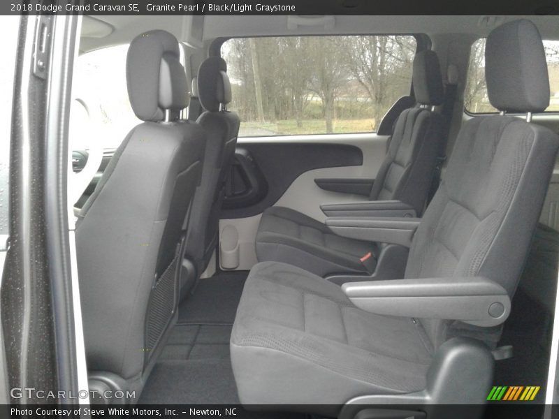 Granite Pearl / Black/Light Graystone 2018 Dodge Grand Caravan SE