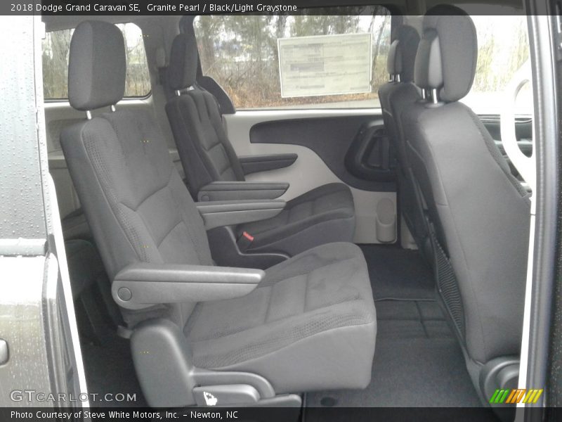 Granite Pearl / Black/Light Graystone 2018 Dodge Grand Caravan SE