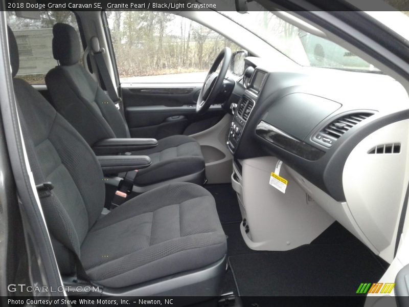 Granite Pearl / Black/Light Graystone 2018 Dodge Grand Caravan SE