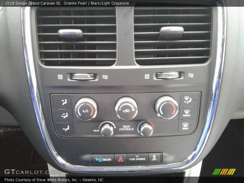 Granite Pearl / Black/Light Graystone 2018 Dodge Grand Caravan SE