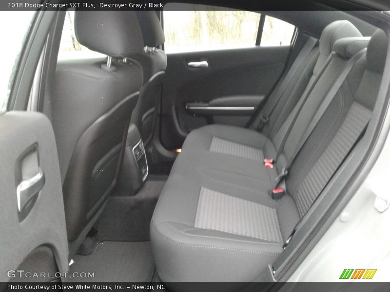 Destroyer Gray / Black 2018 Dodge Charger SXT Plus