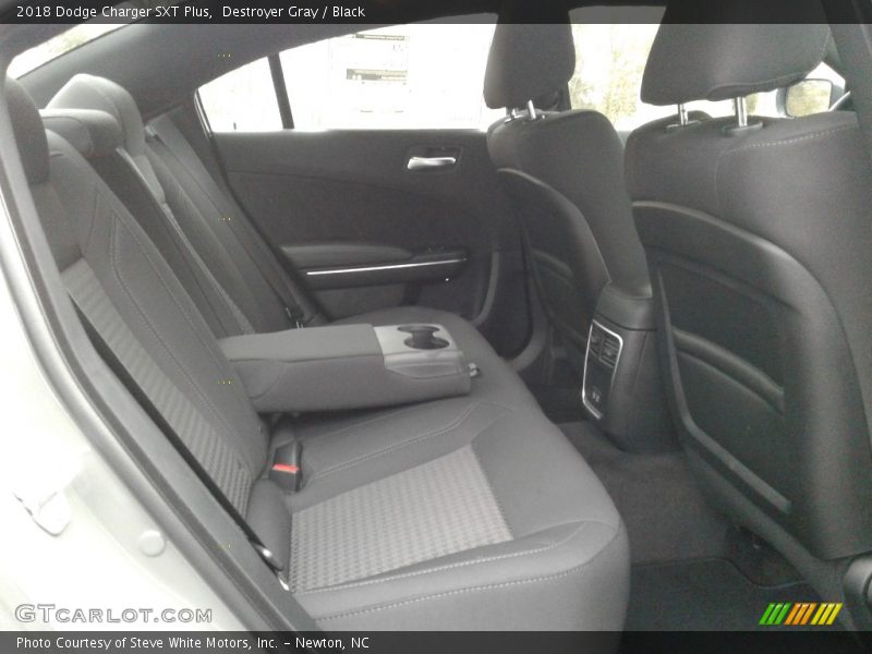 Destroyer Gray / Black 2018 Dodge Charger SXT Plus