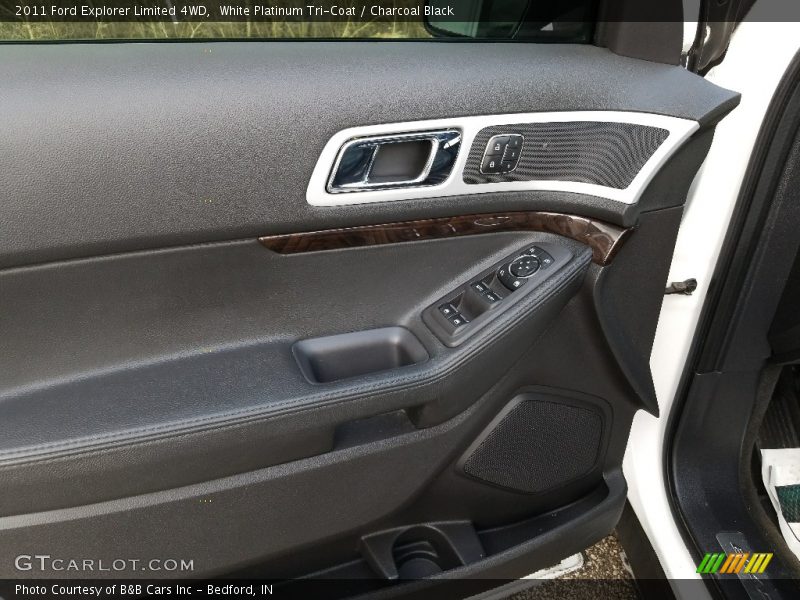 White Platinum Tri-Coat / Charcoal Black 2011 Ford Explorer Limited 4WD