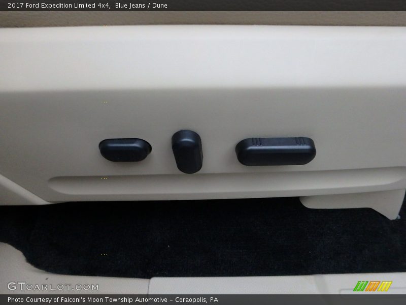 Blue Jeans / Dune 2017 Ford Expedition Limited 4x4