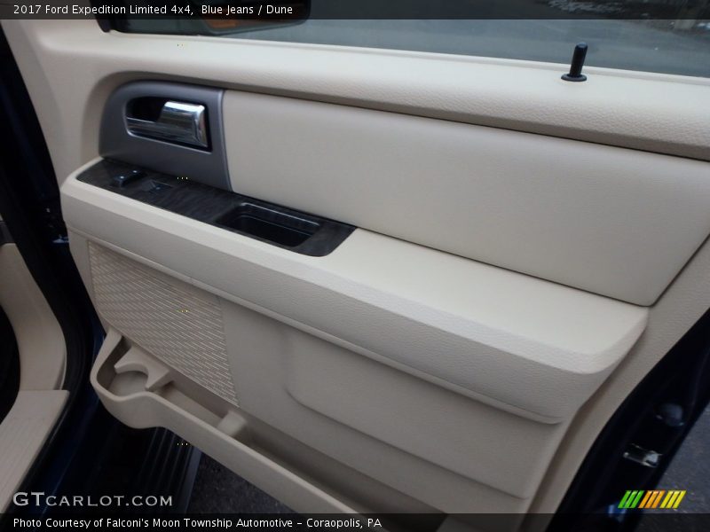 Blue Jeans / Dune 2017 Ford Expedition Limited 4x4