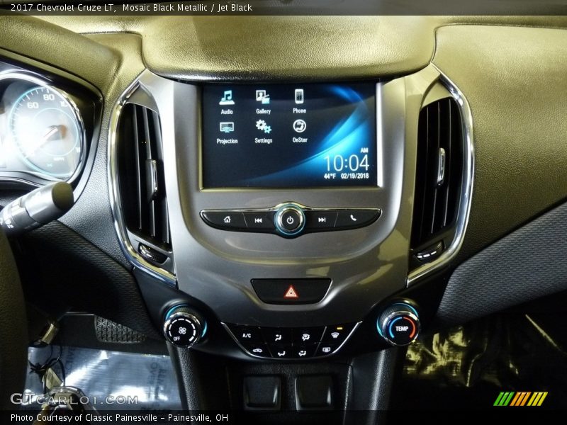 Mosaic Black Metallic / Jet Black 2017 Chevrolet Cruze LT