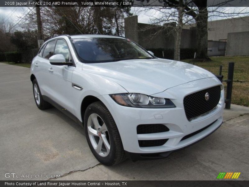 Yulong White Metallic / Latte 2018 Jaguar F-PACE 20d AWD Premium