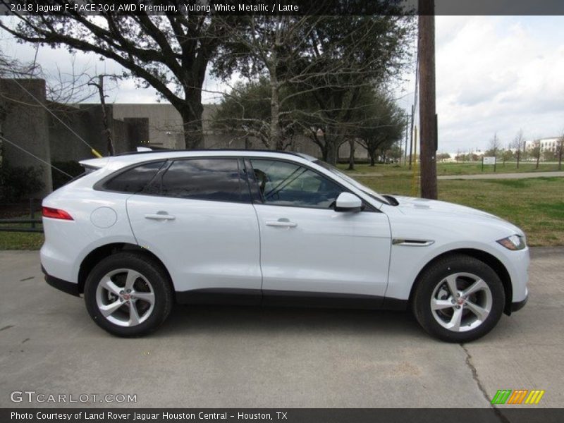 Yulong White Metallic / Latte 2018 Jaguar F-PACE 20d AWD Premium