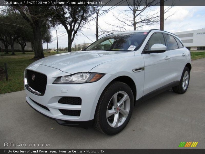 Yulong White Metallic / Latte 2018 Jaguar F-PACE 20d AWD Premium