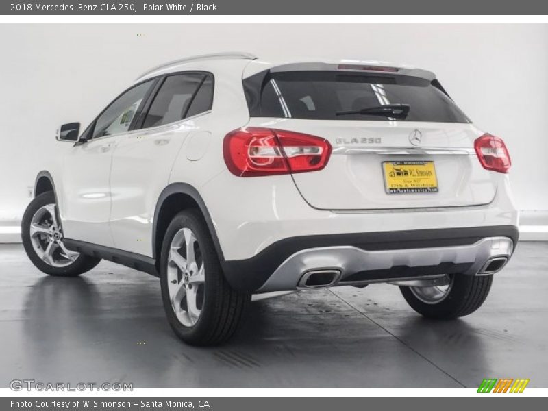 Polar White / Black 2018 Mercedes-Benz GLA 250