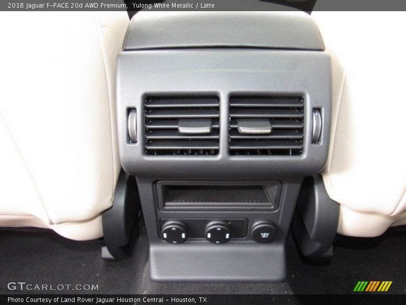 Yulong White Metallic / Latte 2018 Jaguar F-PACE 20d AWD Premium
