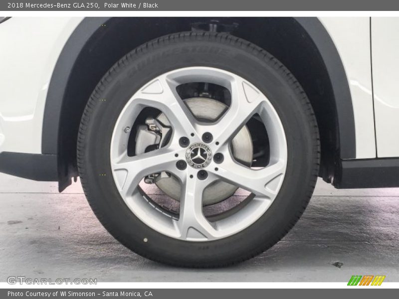 Polar White / Black 2018 Mercedes-Benz GLA 250