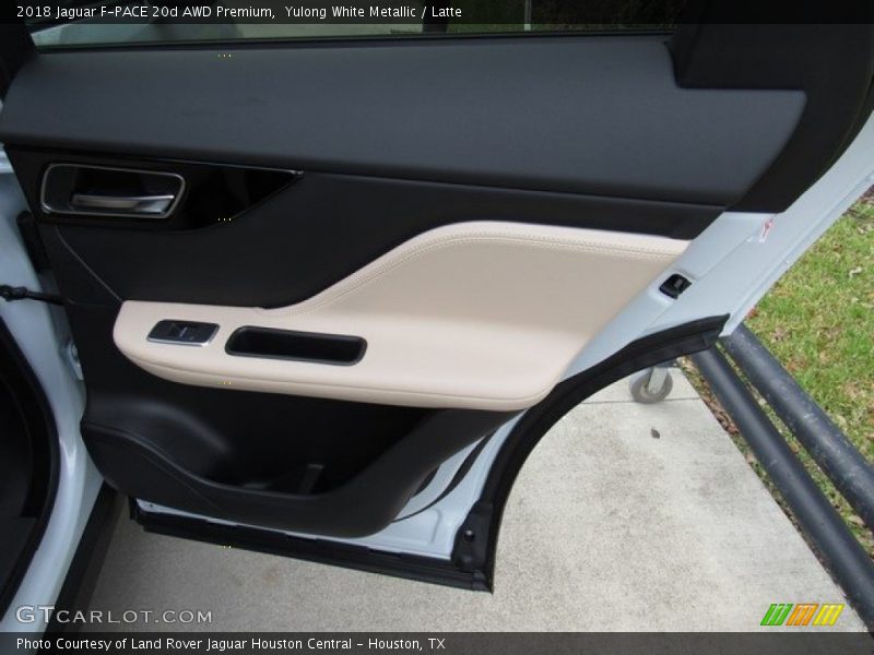 Yulong White Metallic / Latte 2018 Jaguar F-PACE 20d AWD Premium