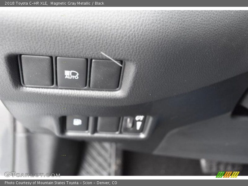 Magnetic Gray Metallic / Black 2018 Toyota C-HR XLE