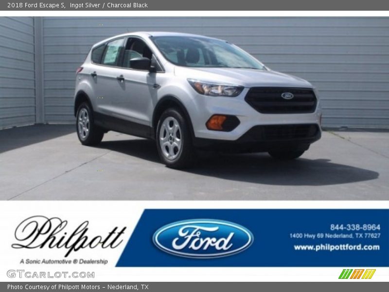Ingot Silver / Charcoal Black 2018 Ford Escape S