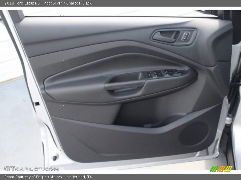 Ingot Silver / Charcoal Black 2018 Ford Escape S