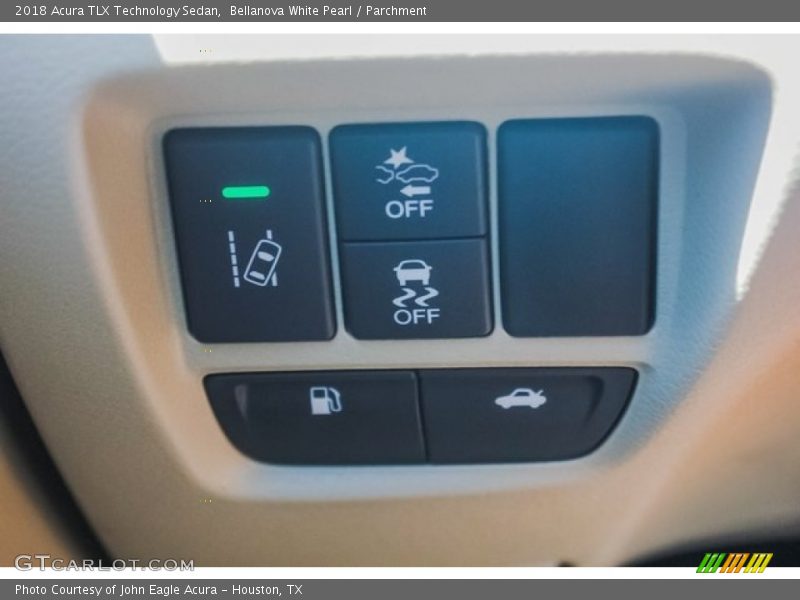 Bellanova White Pearl / Parchment 2018 Acura TLX Technology Sedan