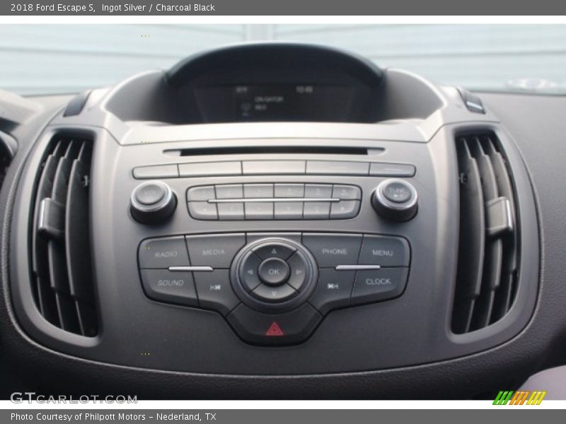 Ingot Silver / Charcoal Black 2018 Ford Escape S