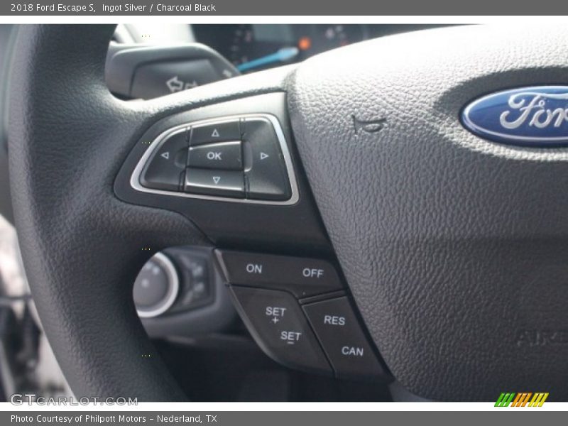 Ingot Silver / Charcoal Black 2018 Ford Escape S