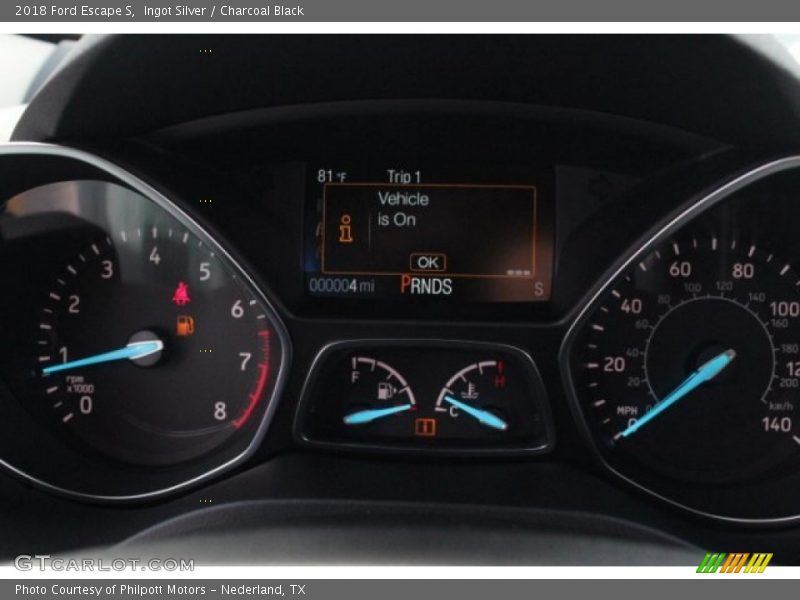 Ingot Silver / Charcoal Black 2018 Ford Escape S
