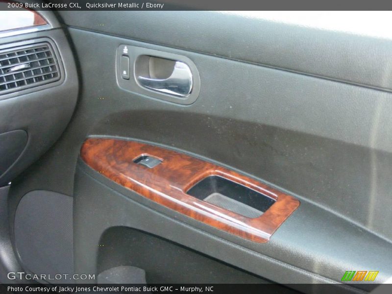 Quicksilver Metallic / Ebony 2009 Buick LaCrosse CXL