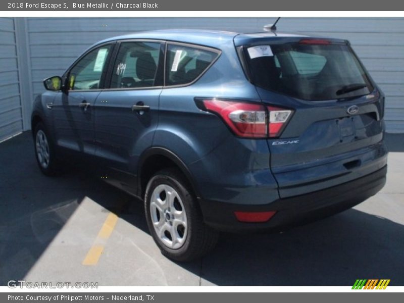 Blue Metallic / Charcoal Black 2018 Ford Escape S