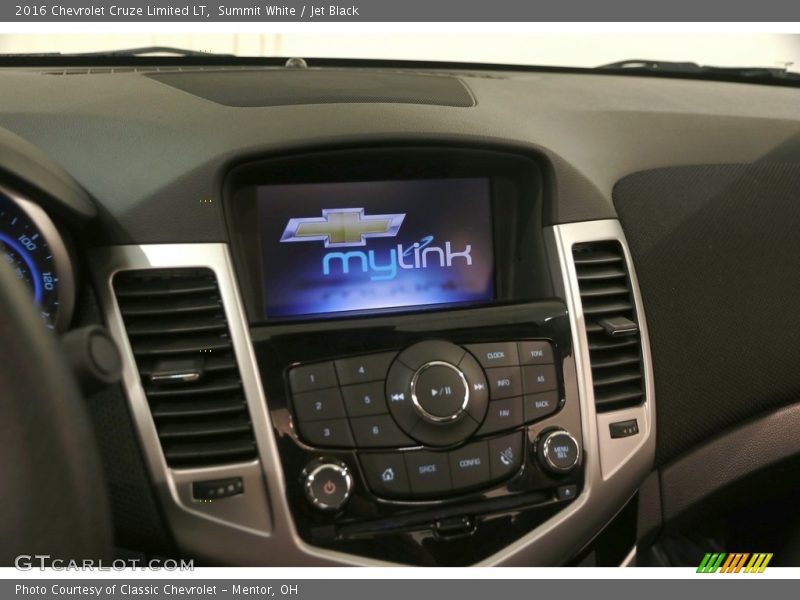 Summit White / Jet Black 2016 Chevrolet Cruze Limited LT