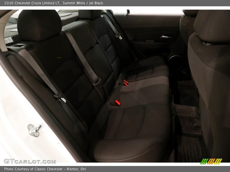 Summit White / Jet Black 2016 Chevrolet Cruze Limited LT