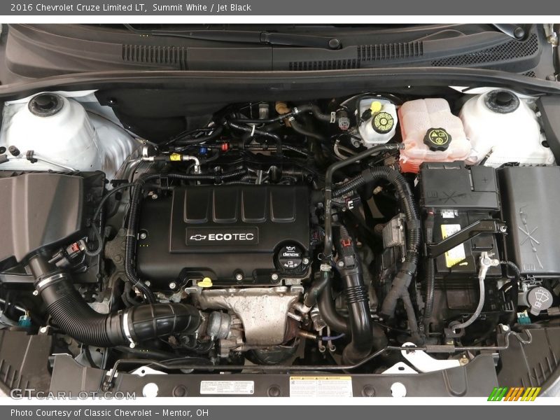 Summit White / Jet Black 2016 Chevrolet Cruze Limited LT