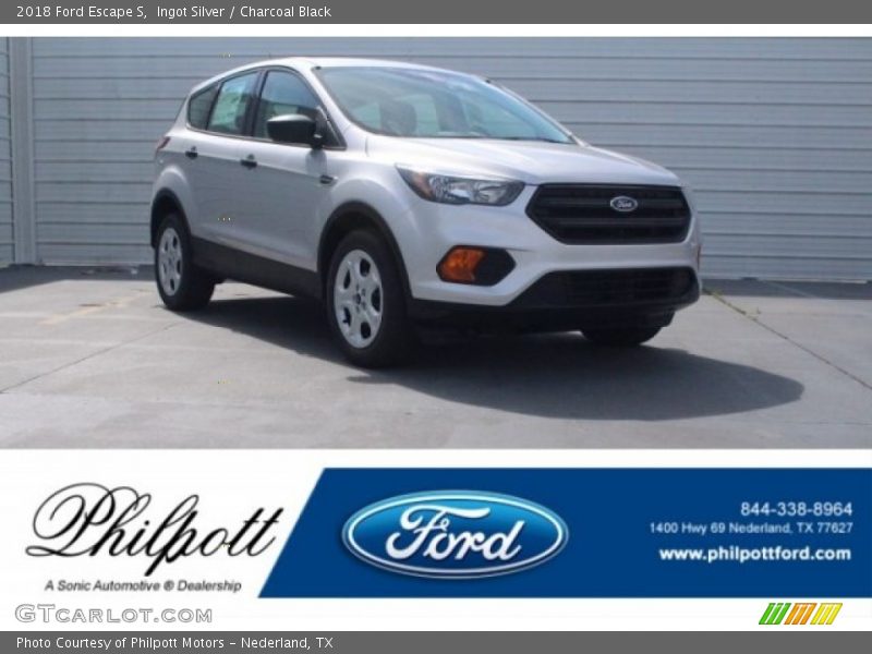 Ingot Silver / Charcoal Black 2018 Ford Escape S