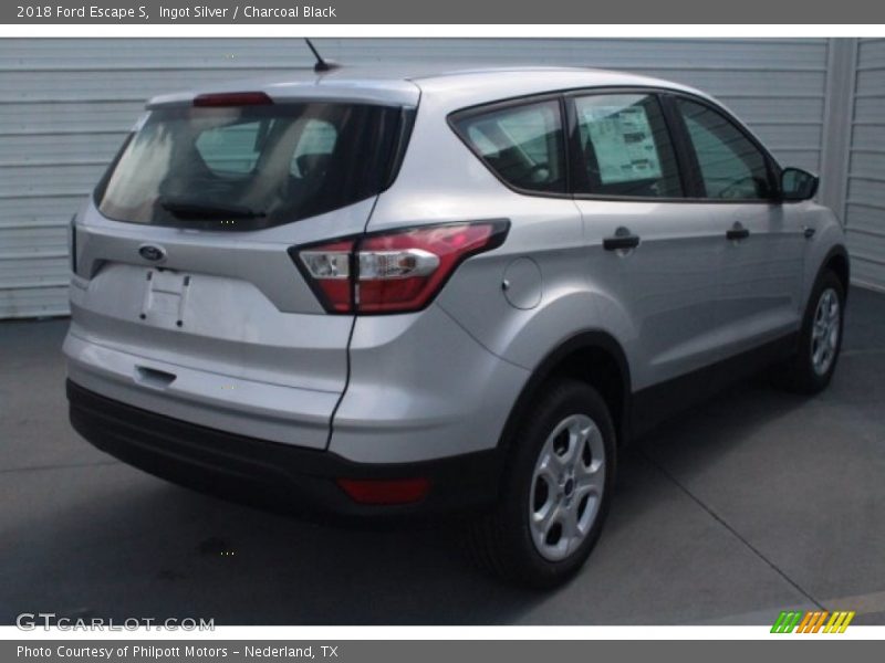 Ingot Silver / Charcoal Black 2018 Ford Escape S