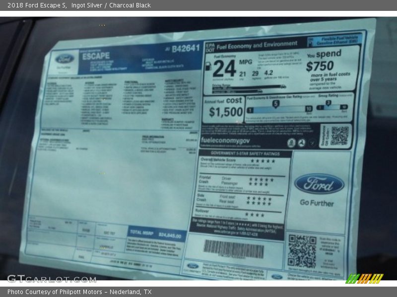 Ingot Silver / Charcoal Black 2018 Ford Escape S