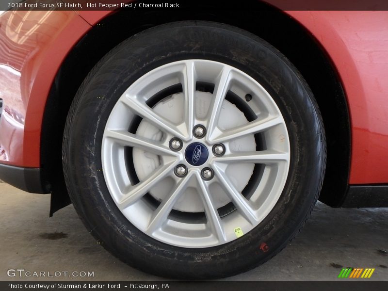 Hot Pepper Red / Charcoal Black 2018 Ford Focus SE Hatch