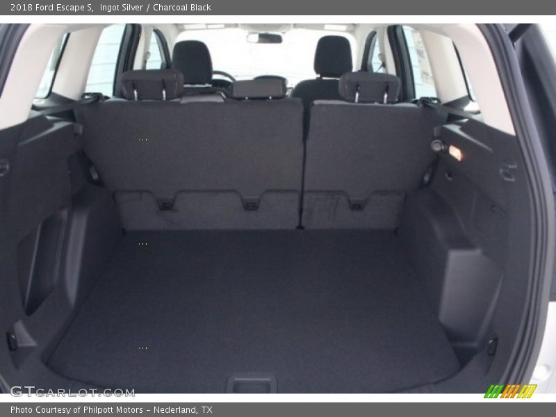 Ingot Silver / Charcoal Black 2018 Ford Escape S