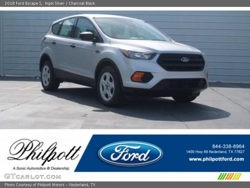Ingot Silver / Charcoal Black 2018 Ford Escape S