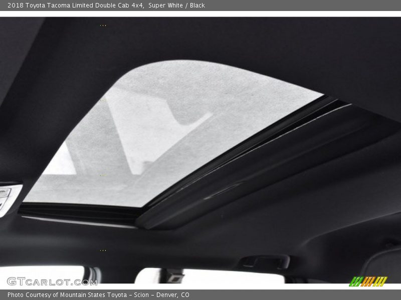 Super White / Black 2018 Toyota Tacoma Limited Double Cab 4x4