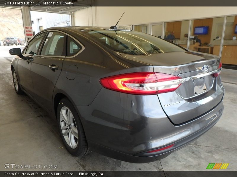 Magnetic / Ebony 2018 Ford Fusion SE
