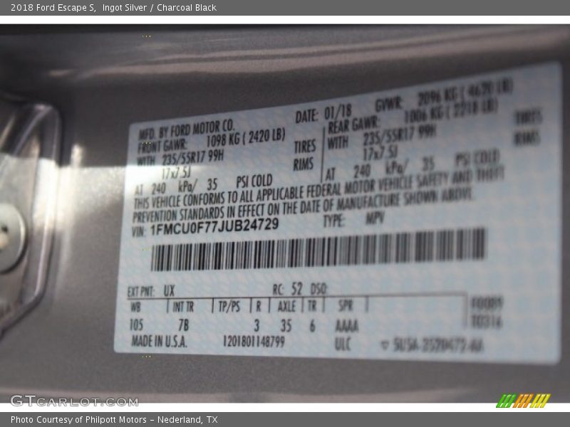 Ingot Silver / Charcoal Black 2018 Ford Escape S