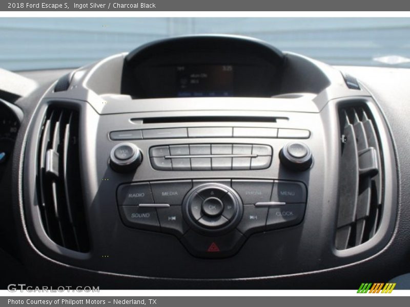 Ingot Silver / Charcoal Black 2018 Ford Escape S