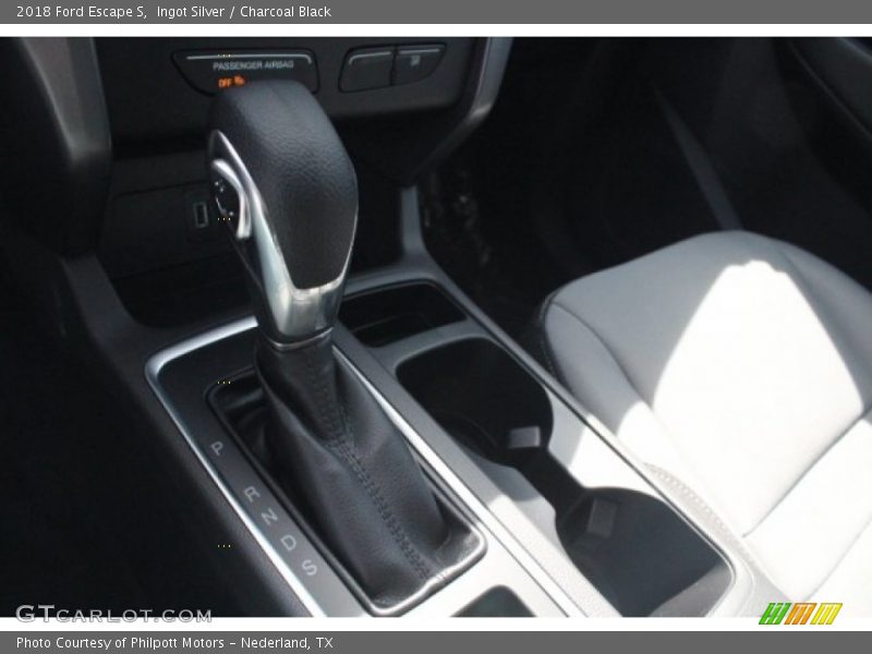 Ingot Silver / Charcoal Black 2018 Ford Escape S