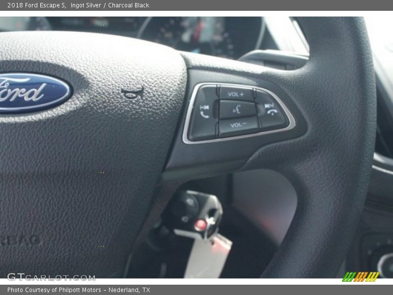 Ingot Silver / Charcoal Black 2018 Ford Escape S