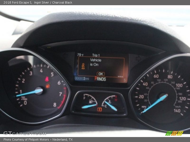 Ingot Silver / Charcoal Black 2018 Ford Escape S