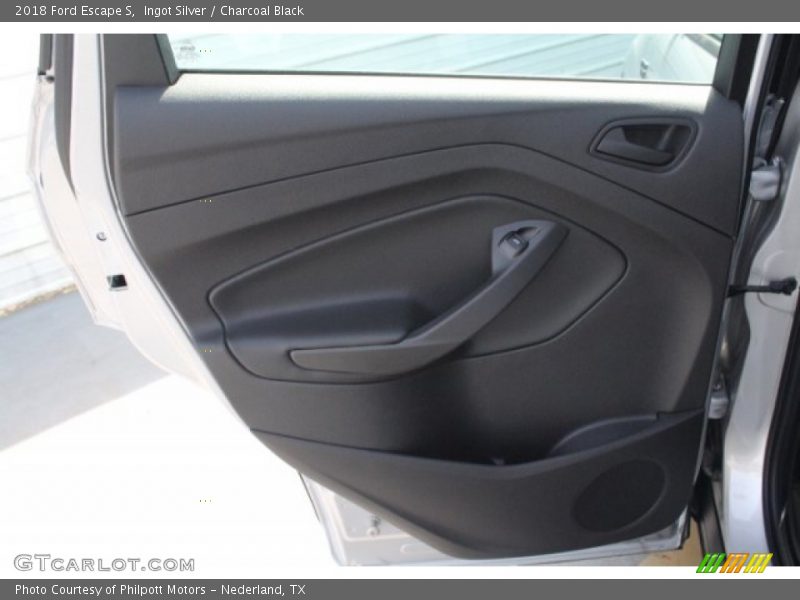 Ingot Silver / Charcoal Black 2018 Ford Escape S